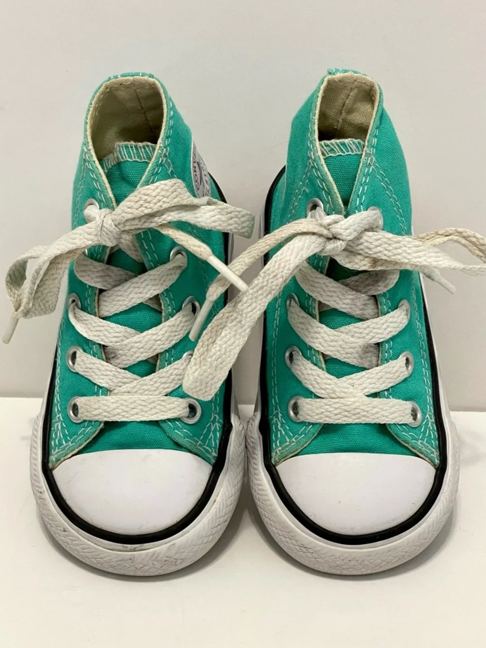 Converse All Star Chuck Taylor Classic High Top Kids Sneakers Youth Size 5 Teal